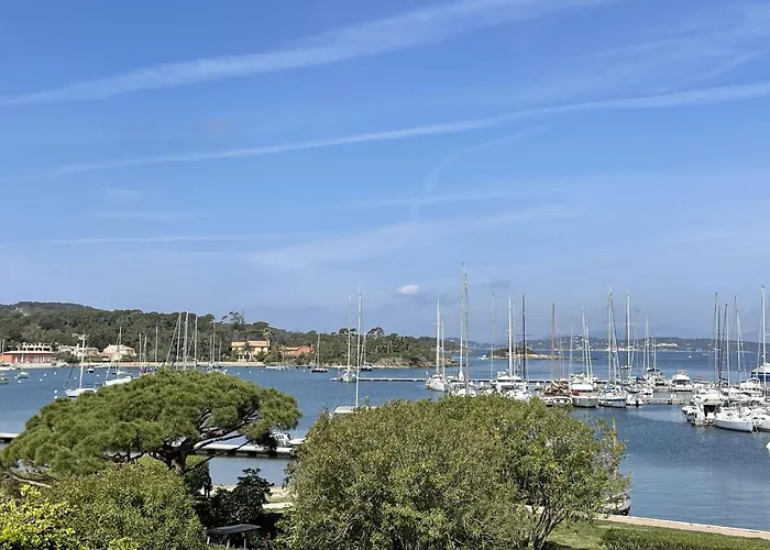 L'Oustaou De Porquerolles